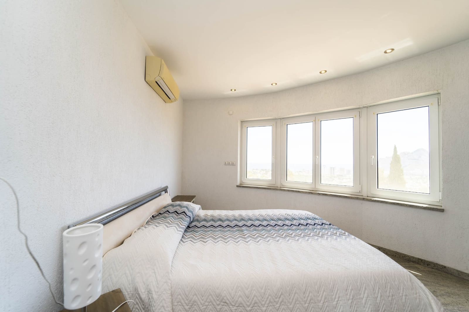 6 bedroom Villa for sale in Calpe / Calp with pool garage - € 2,400,000 (Ref: 9594685)