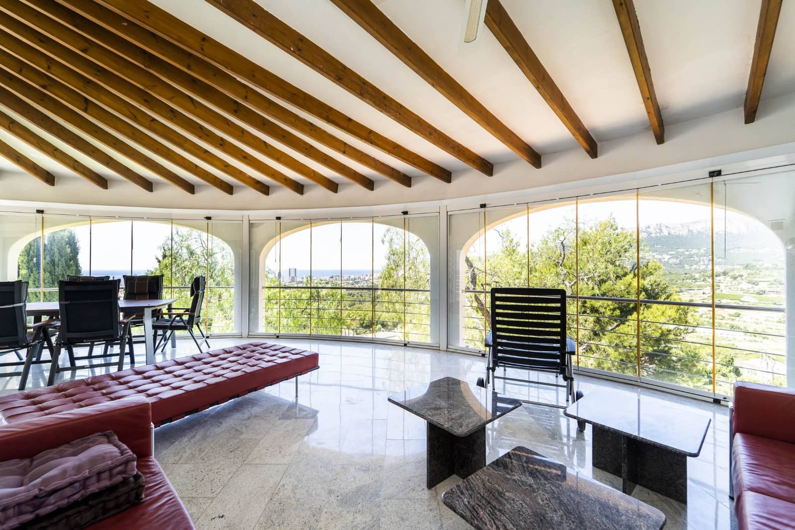 6 bedroom Villa for sale in Calpe / Calp with pool garage - € 2,400,000 (Ref: 9594685)