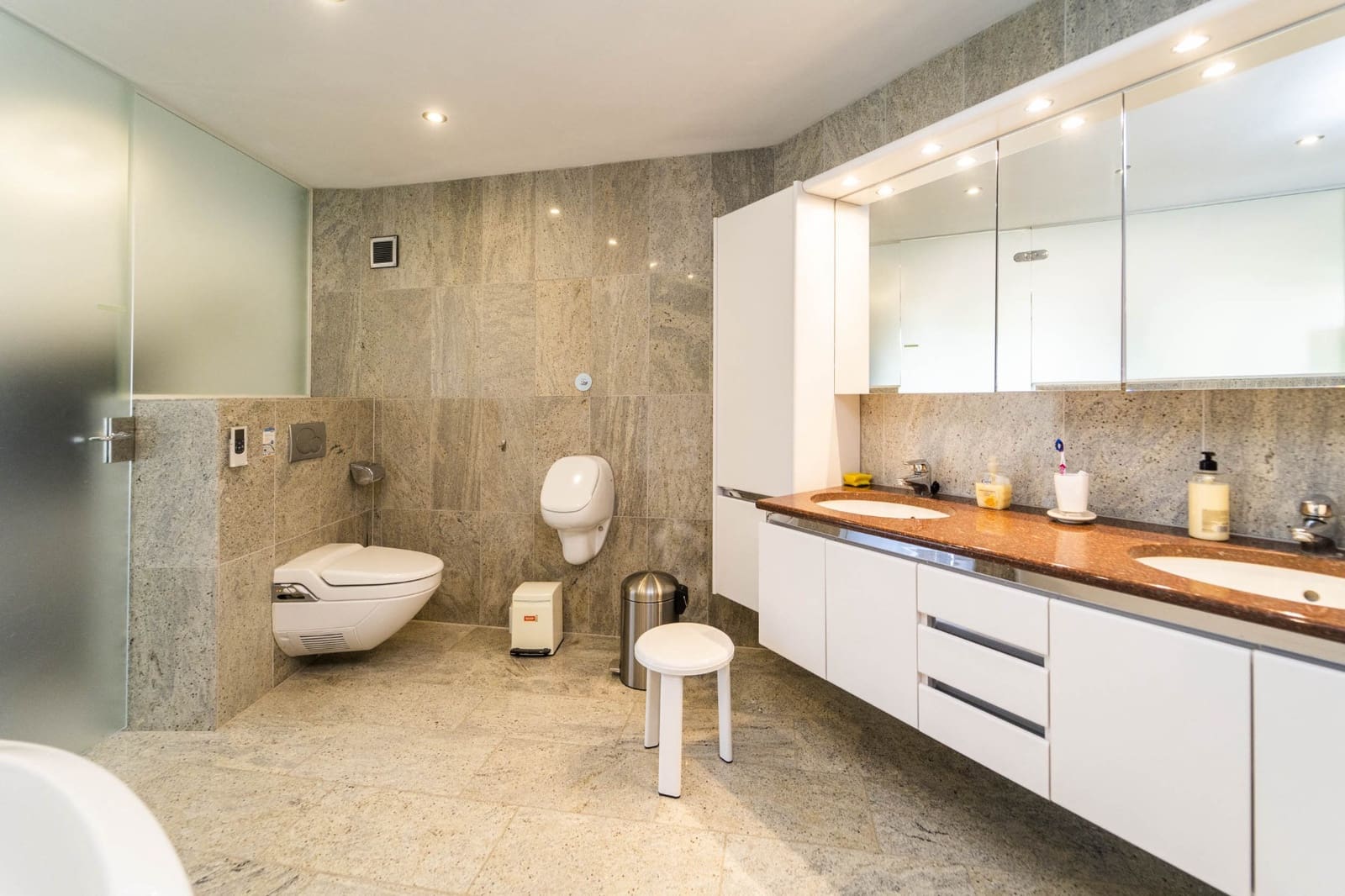 6 bedroom Villa for sale in Calpe / Calp with pool garage - € 2,400,000 (Ref: 9594685)