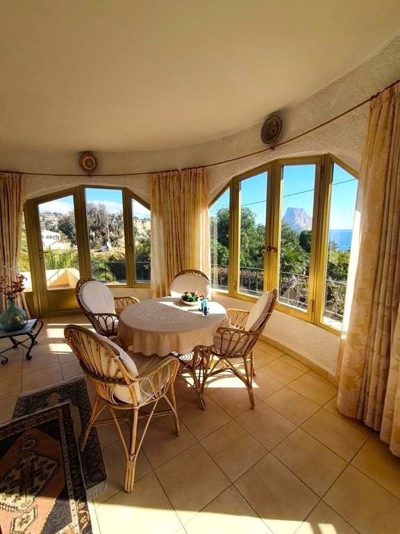 4 sypialnia Willa na sprzedaż w Calpe / Calp z garażem - 850 000 € (Ref: 9594689)