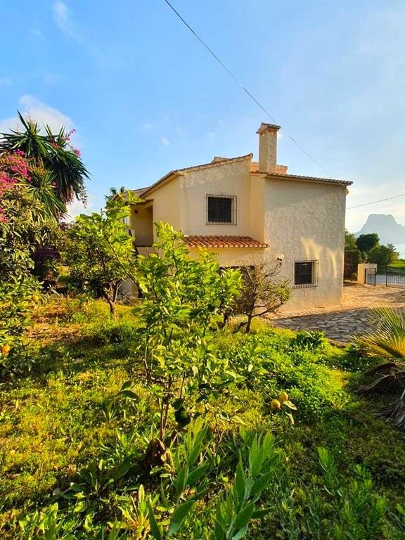 4 sypialnia Willa na sprzedaż w Calpe / Calp z garażem - 850 000 € (Ref: 9594689)