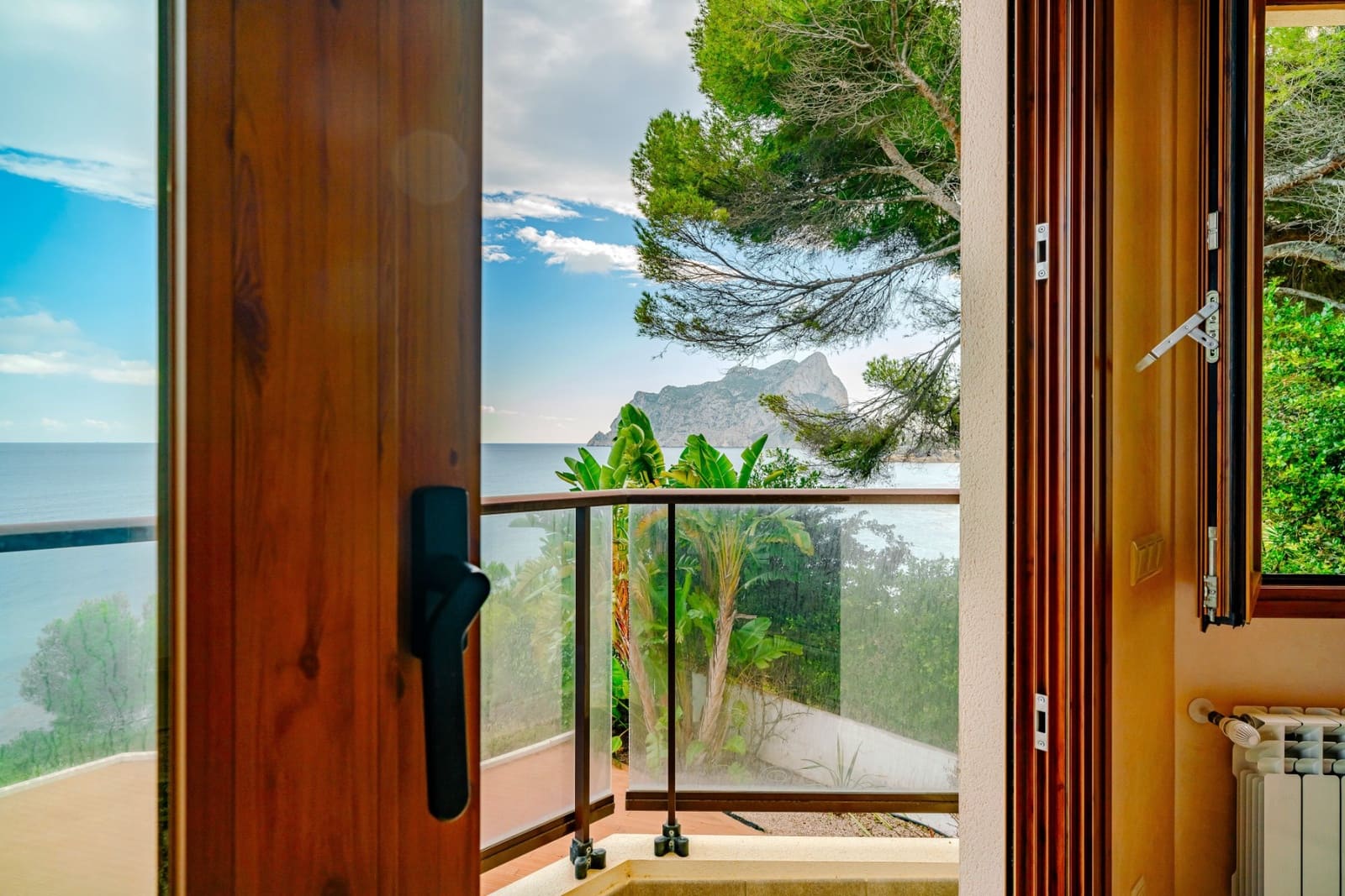 6 slaapkamer Villa te koop in Calpe / Calp met zwembad garage - € 4.200.000 (Ref: 9594690)