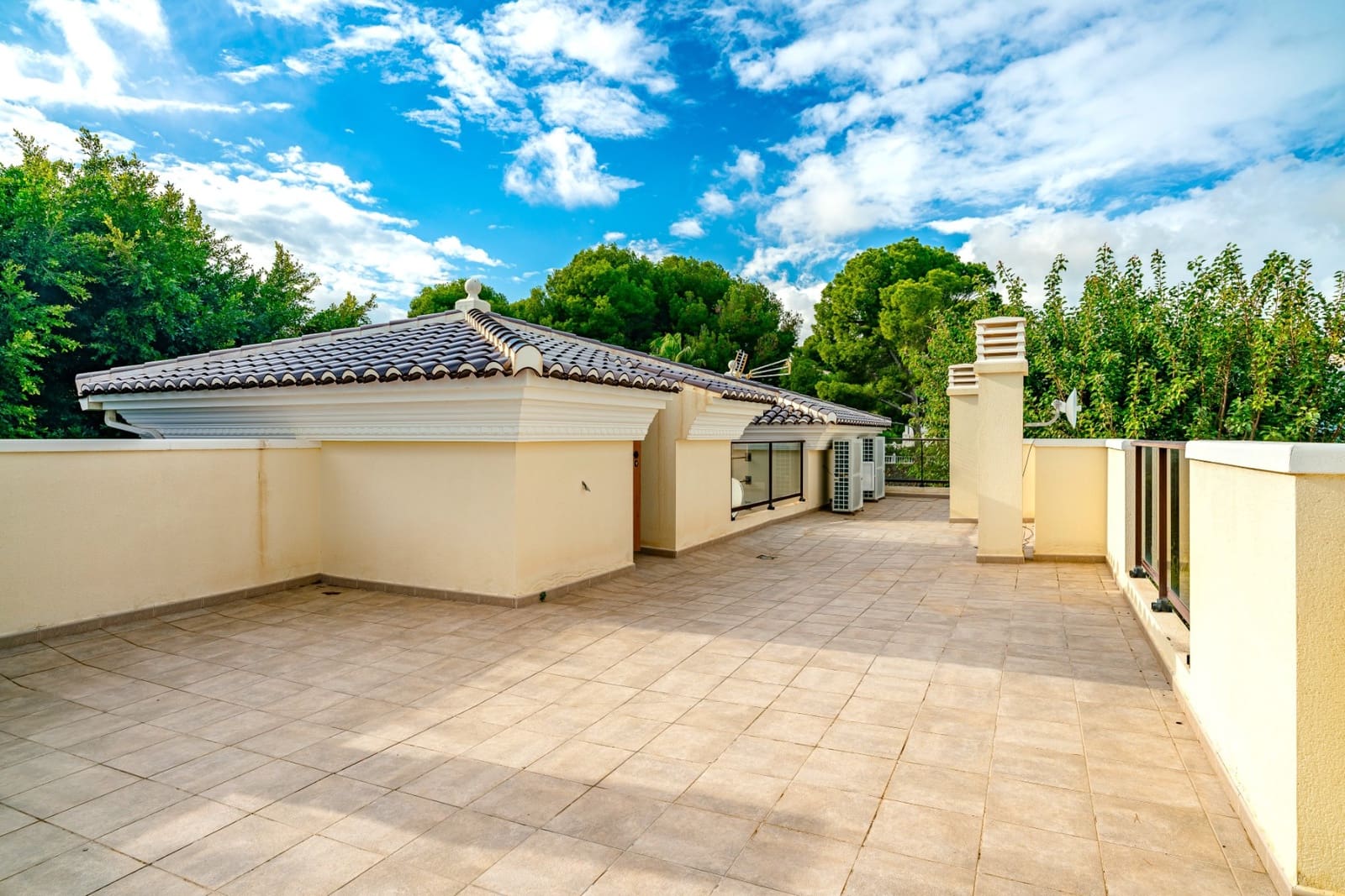 6 slaapkamer Villa te koop in Calpe / Calp met zwembad garage - € 4.200.000 (Ref: 9594690)