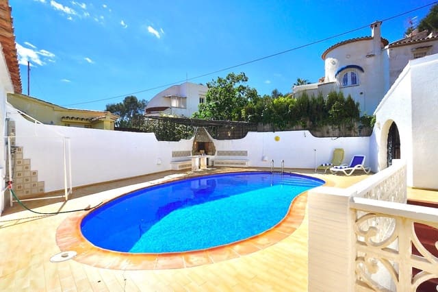4 bedroom Villa for sale in Benissa with pool garage - € 595,000 (Ref: 9610827)