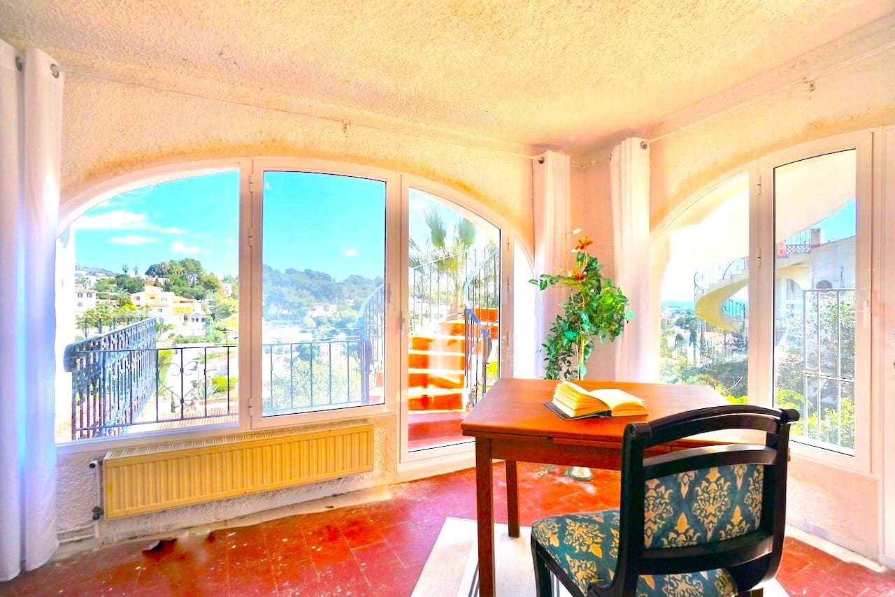 4 bedroom Villa for sale in Benissa with pool garage - € 595,000 (Ref: 9610827)