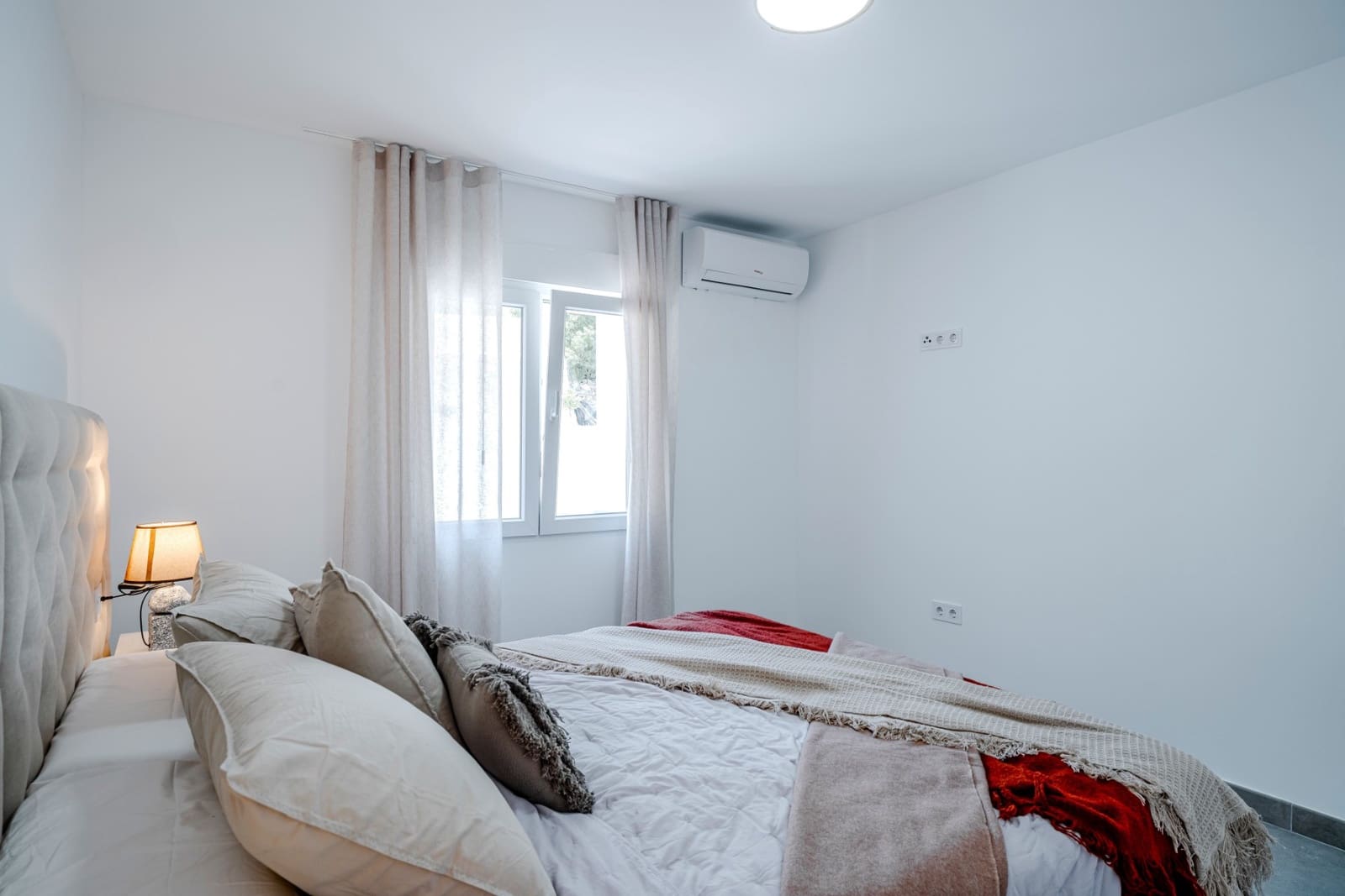 4 quarto Moradia para venda em Calpe / Calp com piscina garagem - 1 149 000 € (Ref: 9610829)