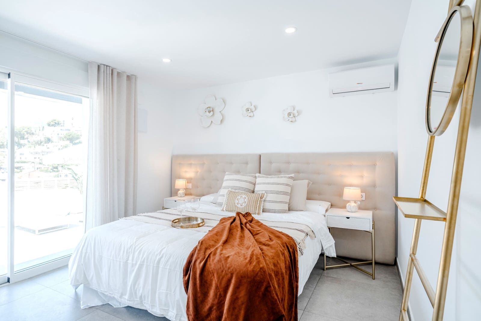 4 quarto Moradia para venda em Calpe / Calp com piscina garagem - 1 149 000 € (Ref: 9610829)