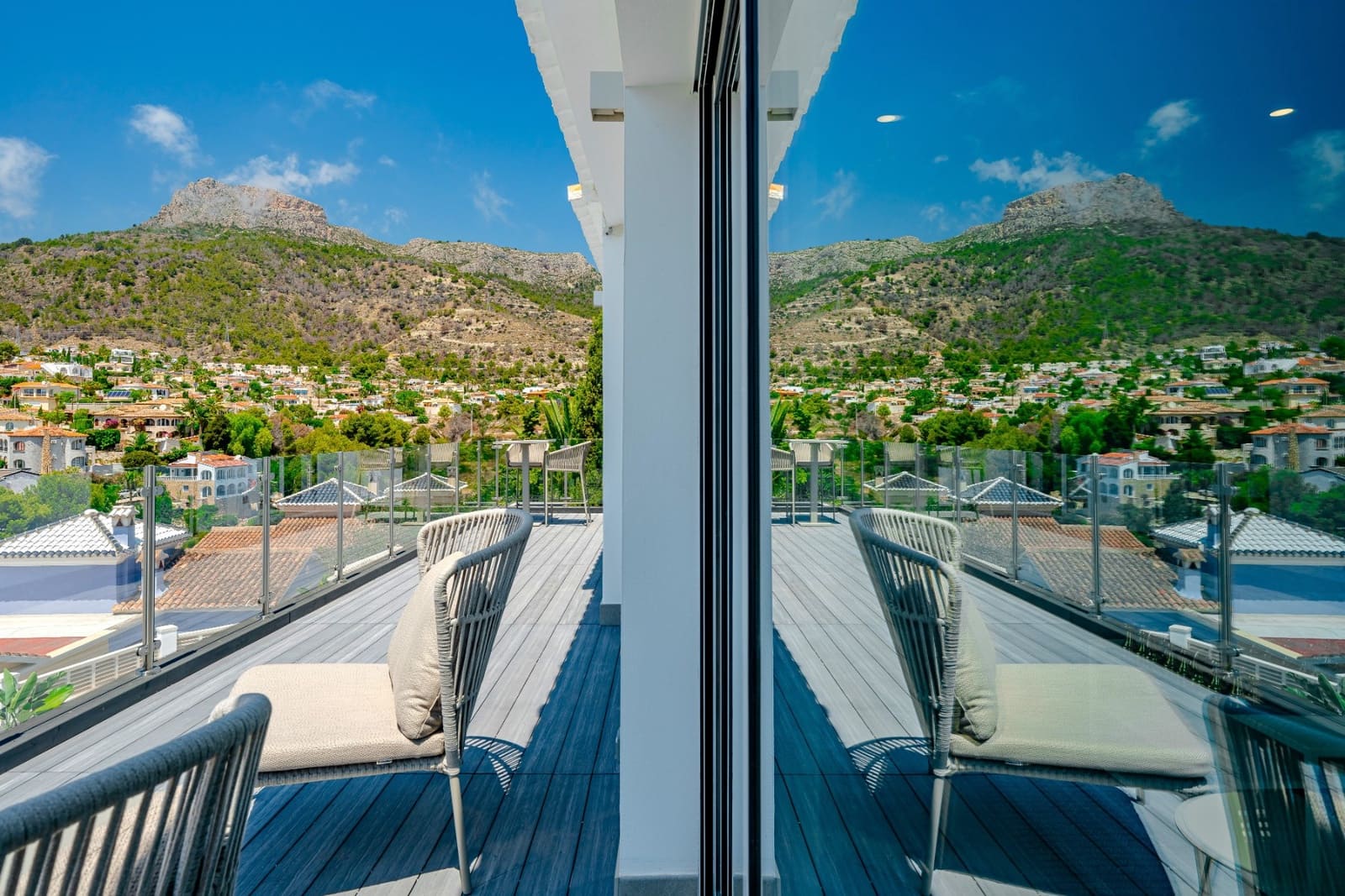 4 quarto Moradia para venda em Calpe / Calp com piscina garagem - 1 149 000 € (Ref: 9610829)