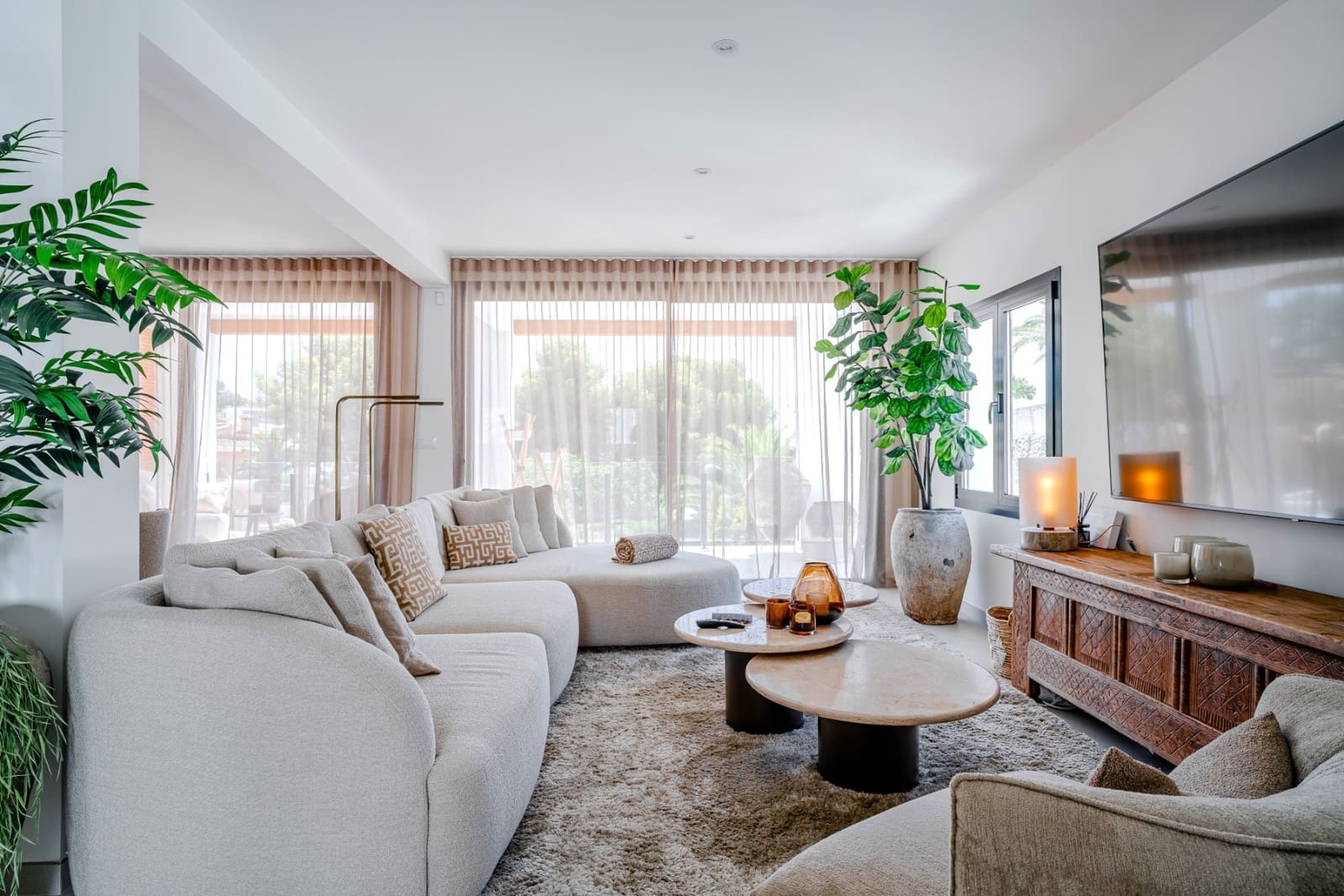 4 bedroom Villa for sale in Benissa with pool garage - € 1,950,000 (Ref: 9610830)