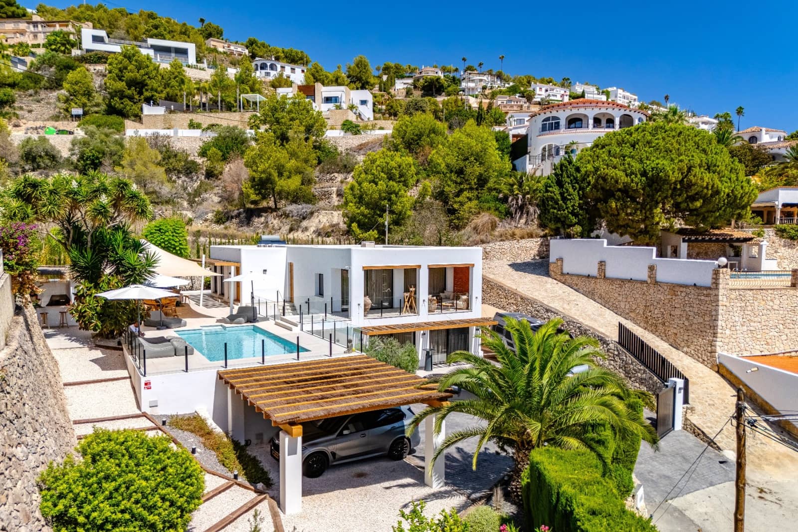 4 bedroom Villa for sale in Benissa with pool garage - € 1,950,000 (Ref: 9610830)