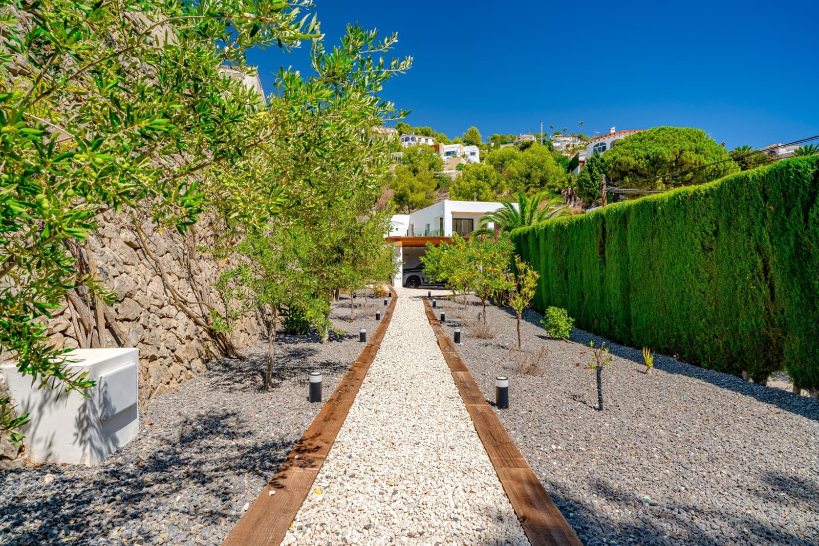 4 bedroom Villa for sale in Benissa with pool garage - € 1,950,000 (Ref: 9610830)