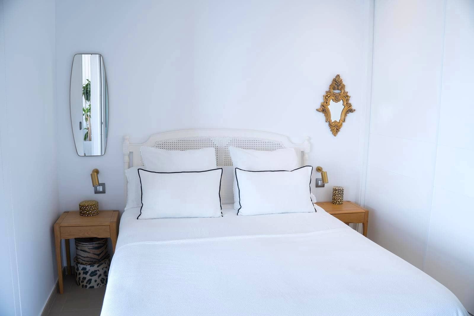 2 bedroom Apartment for sale in Benidorm with pool garage - € 749,000 (Ref: 9610831)