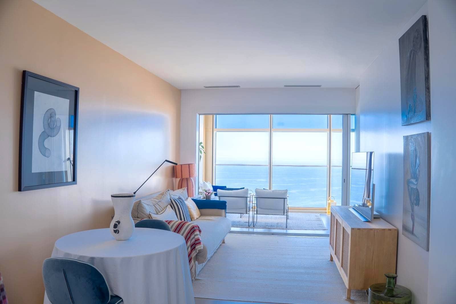 2 bedroom Apartment for sale in Benidorm with pool garage - € 749,000 (Ref: 9610831)