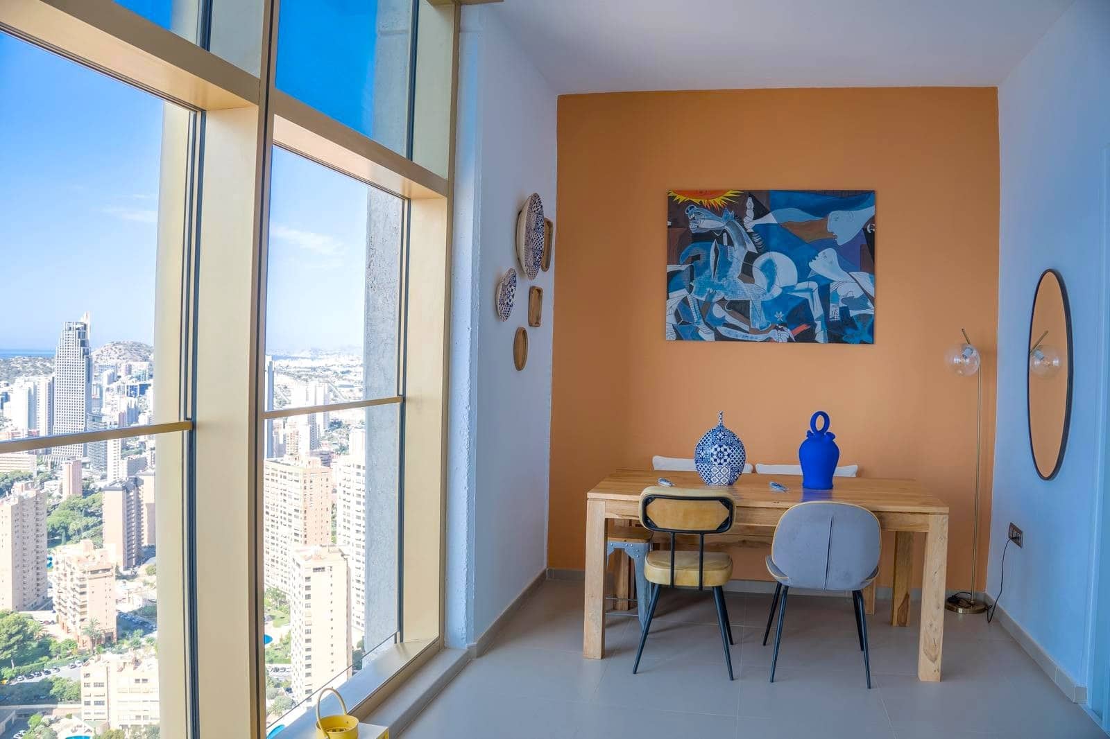 2 bedroom Apartment for sale in Benidorm with pool garage - € 749,000 (Ref: 9610831)