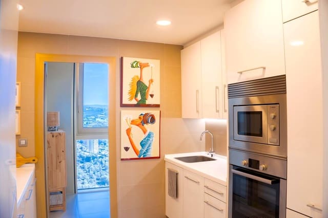 2 bedroom Apartment for sale in Playa Poniente, Benidorm with pool garage - € 749,000 (Ref: 9610831)