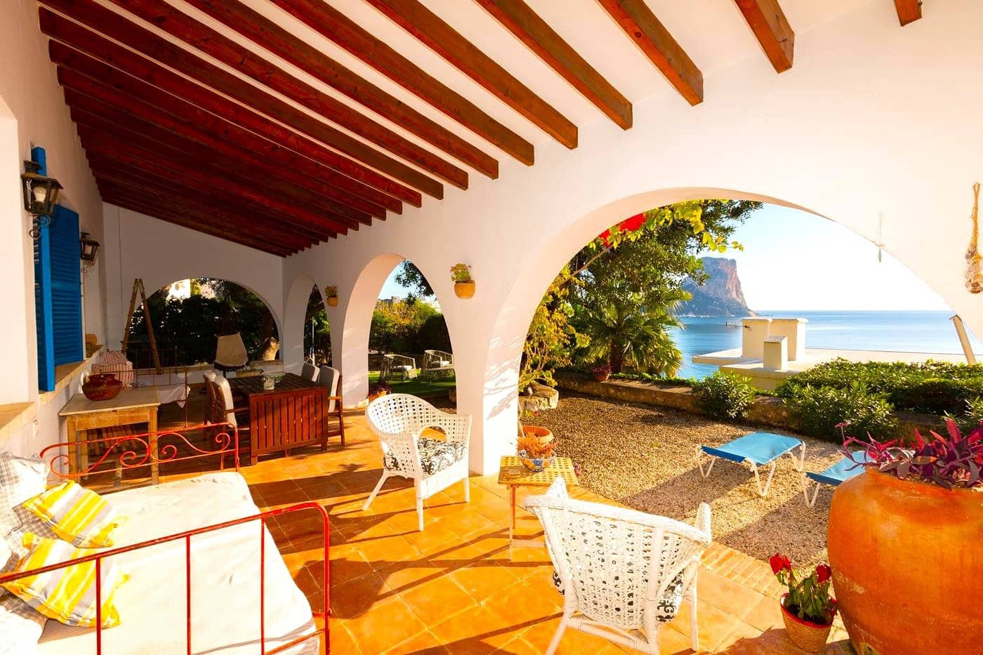 5 bedroom Villa for sale in Calpe / Calp with garage - € 2,400,000 (Ref: 9614734)