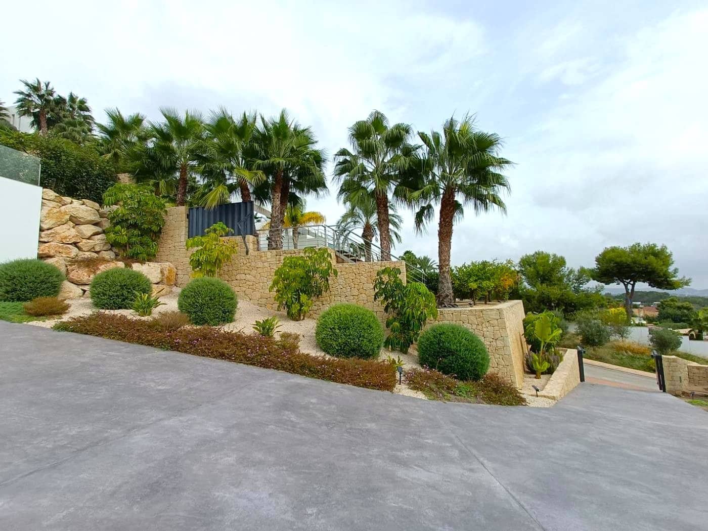 4 bedroom Villa for sale in Benissa with pool garage - € 2,900,000 (Ref: 9614735)