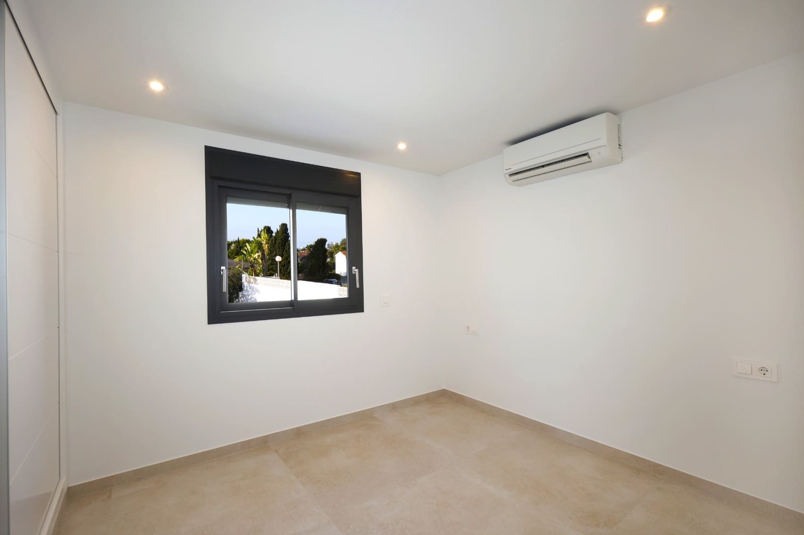 4 slaapkamer Villa te koop in Calpe / Calp met zwembad garage - € 840.000 (Ref: 9614736)