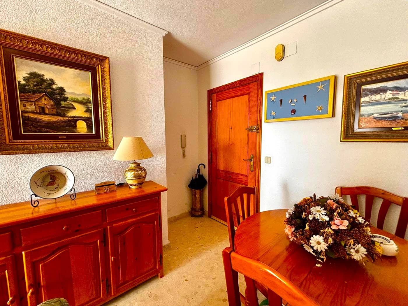 Apartamento de 2 habitaciones en Calpe / Calp en venta con piscina garaje - 350.000 € (Ref: 9614738)