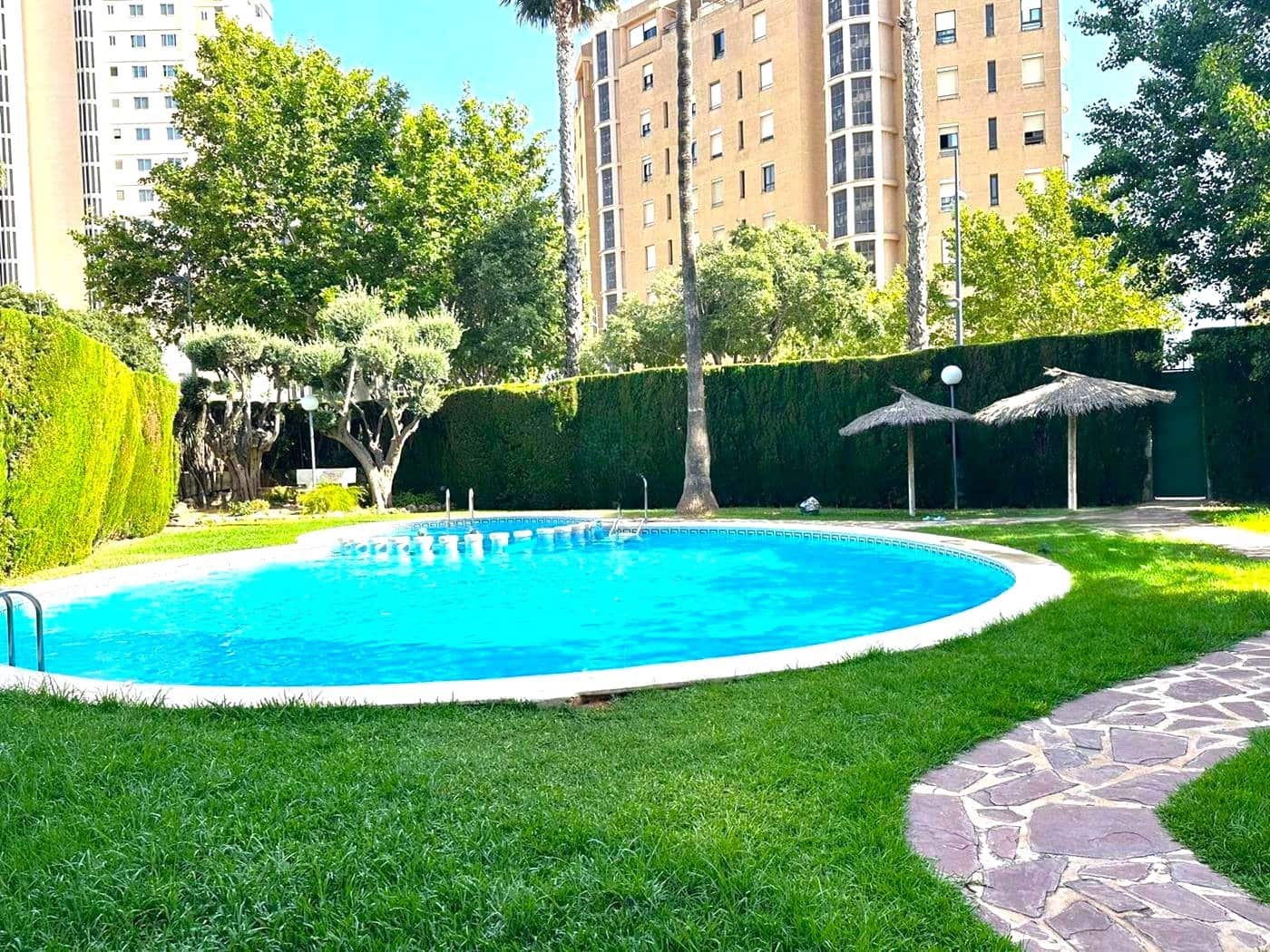 Apartamento de 2 habitaciones en Calpe / Calp en venta con piscina garaje - 350.000 € (Ref: 9614738)