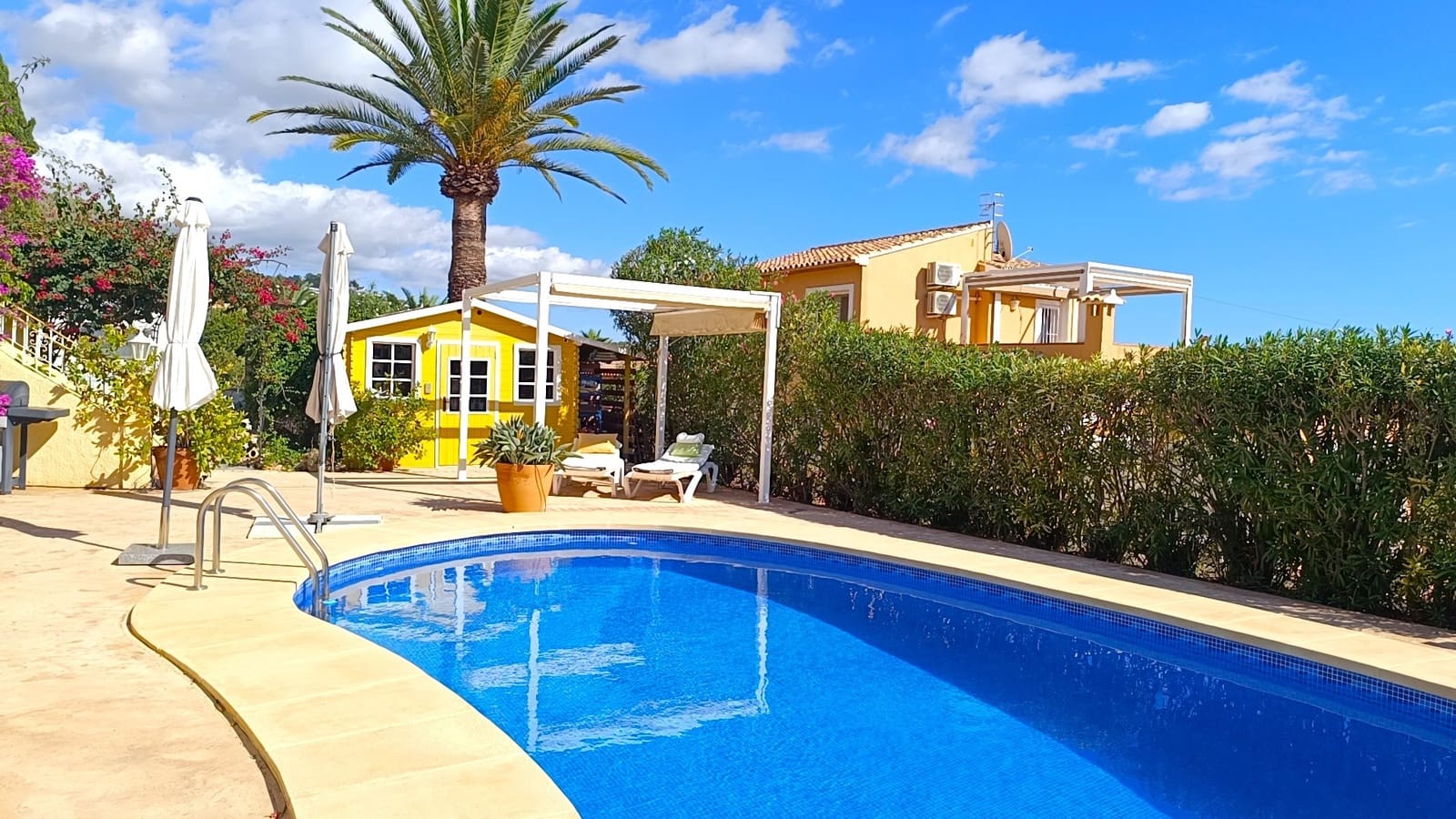 4 slaapkamer Villa te koop in Calpe / Calp met zwembad garage - € 799.000 (Ref: 9614743)