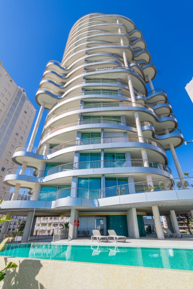 4 makuuhuone Asunto myytävänä paikassa Calpe / Calp mukana uima-altaan - 1 670 000 € (Ref: 9636459)