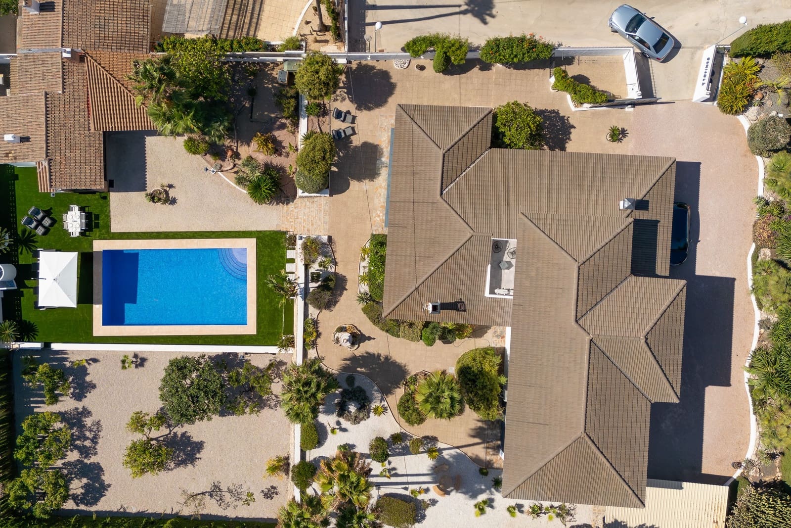 6 bedroom Villa for sale in Calpe / Calp with pool - € 1,650,000 (Ref: 9651247)