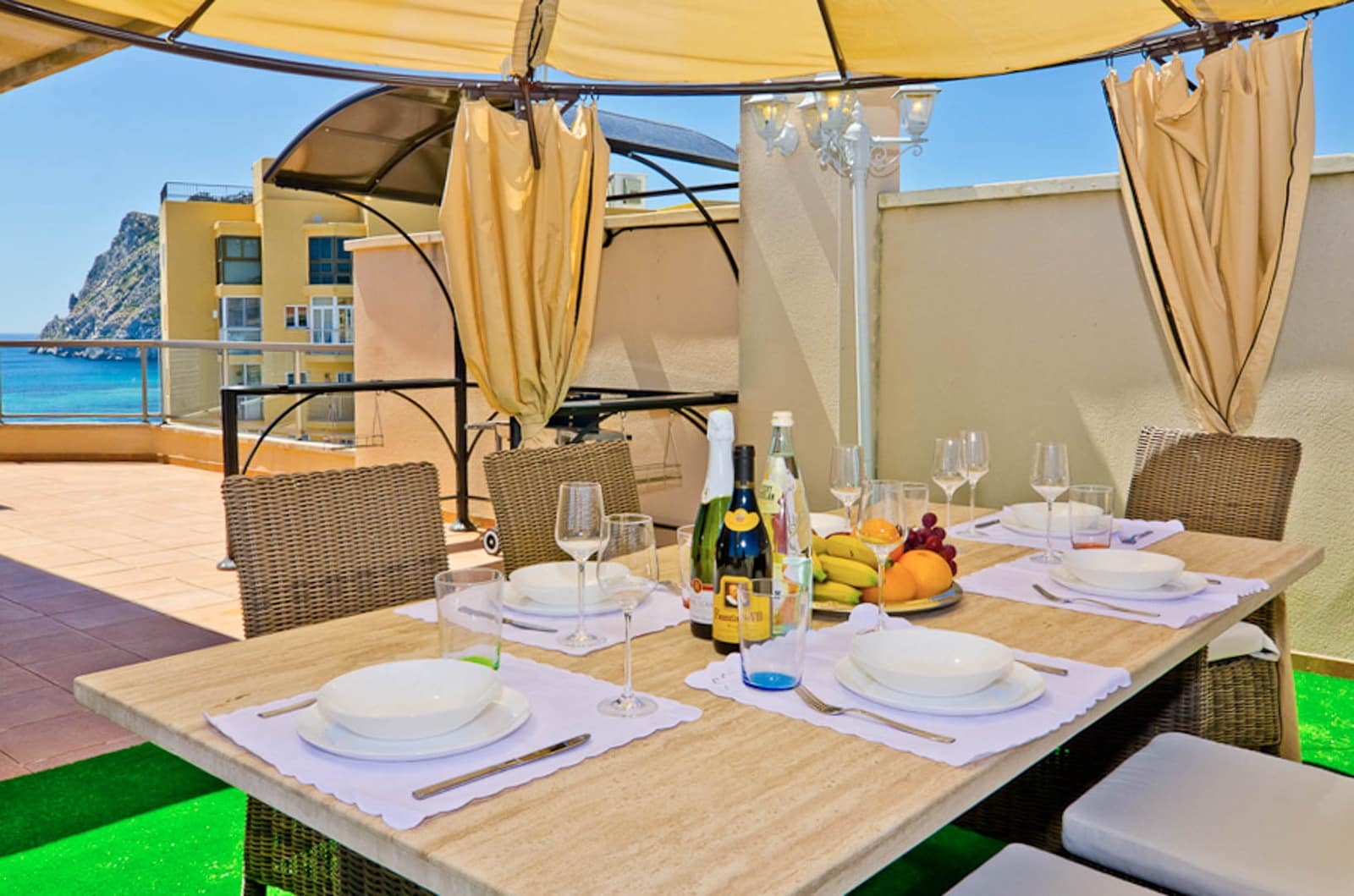 3 slaapkamer Appartement te koop in Calpe / Calp met zwembad - € 600.000 (Ref: 9669983)