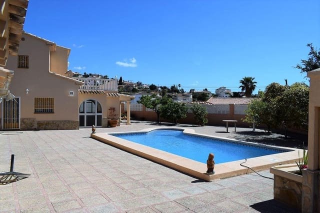 5 bedroom Villa for sale in Canuta, Calpe / Calp with pool garage - € 650,000 (Ref: 9714525)