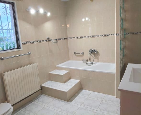 3 sypialnia Willa na sprzedaż w Cometa - Carrió, Calpe / Calp z basenem garażem - 475 000 € (Ref: 9719503)