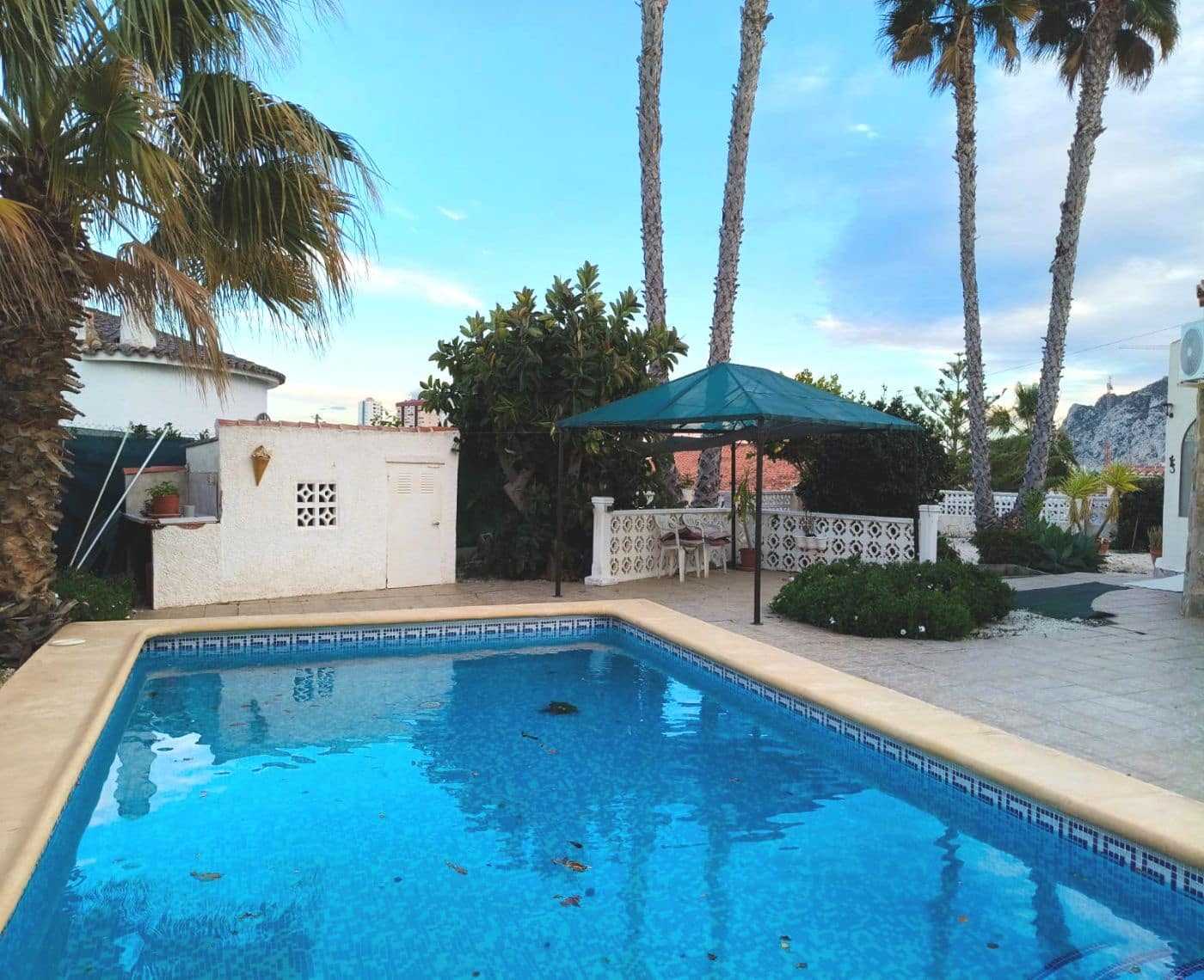 3 sypialnia Willa na sprzedaż w Calpe / Calp z basenem garażem - 475 000 € (Ref: 9719503)