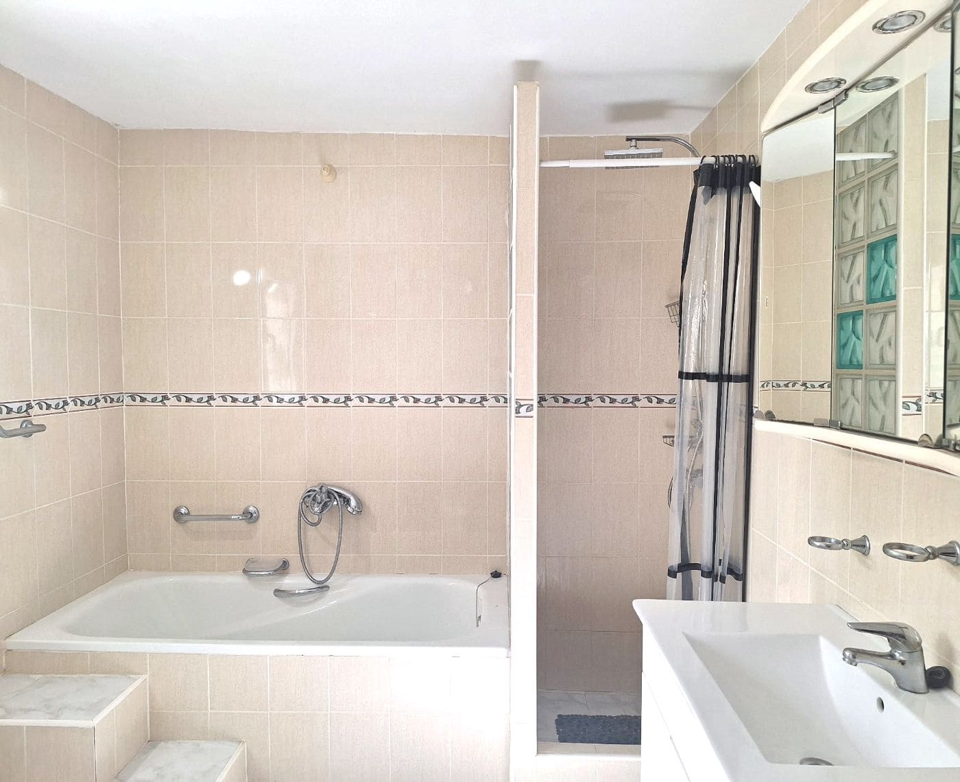 3 sypialnia Willa na sprzedaż w Calpe / Calp z basenem garażem - 475 000 € (Ref: 9719503)