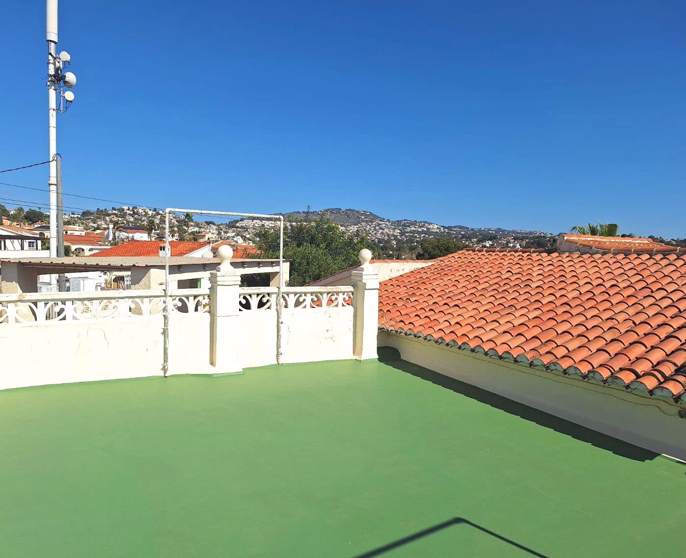 3 sypialnia Willa na sprzedaż w Calpe / Calp z basenem garażem - 475 000 € (Ref: 9719503)