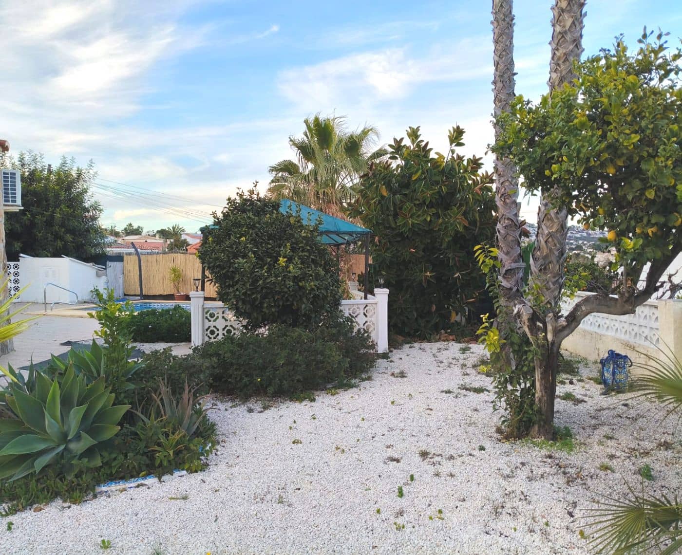 3 sypialnia Willa na sprzedaż w Calpe / Calp z basenem garażem - 475 000 € (Ref: 9719503)