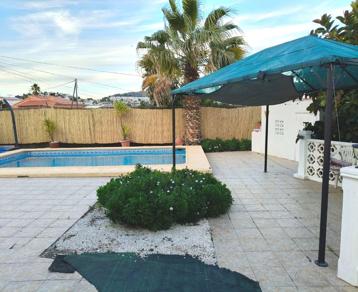 3 sypialnia Willa na sprzedaż w Calpe / Calp z basenem garażem - 475 000 € (Ref: 9719503)