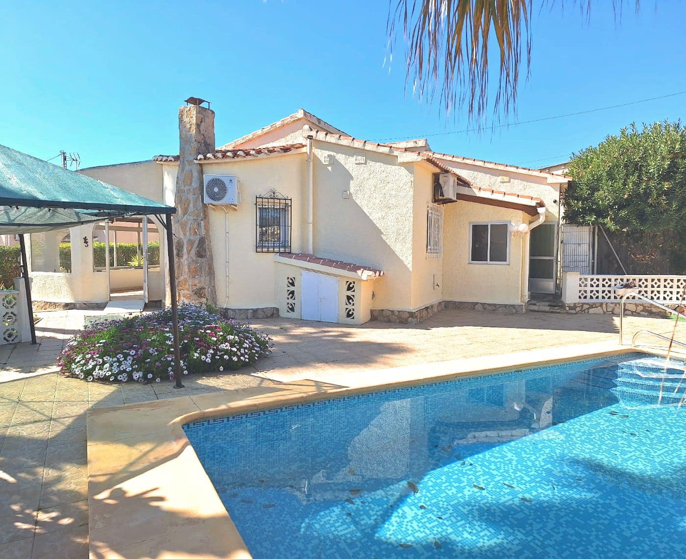 3 sypialnia Willa na sprzedaż w Calpe / Calp z basenem garażem - 475 000 € (Ref: 9719503)