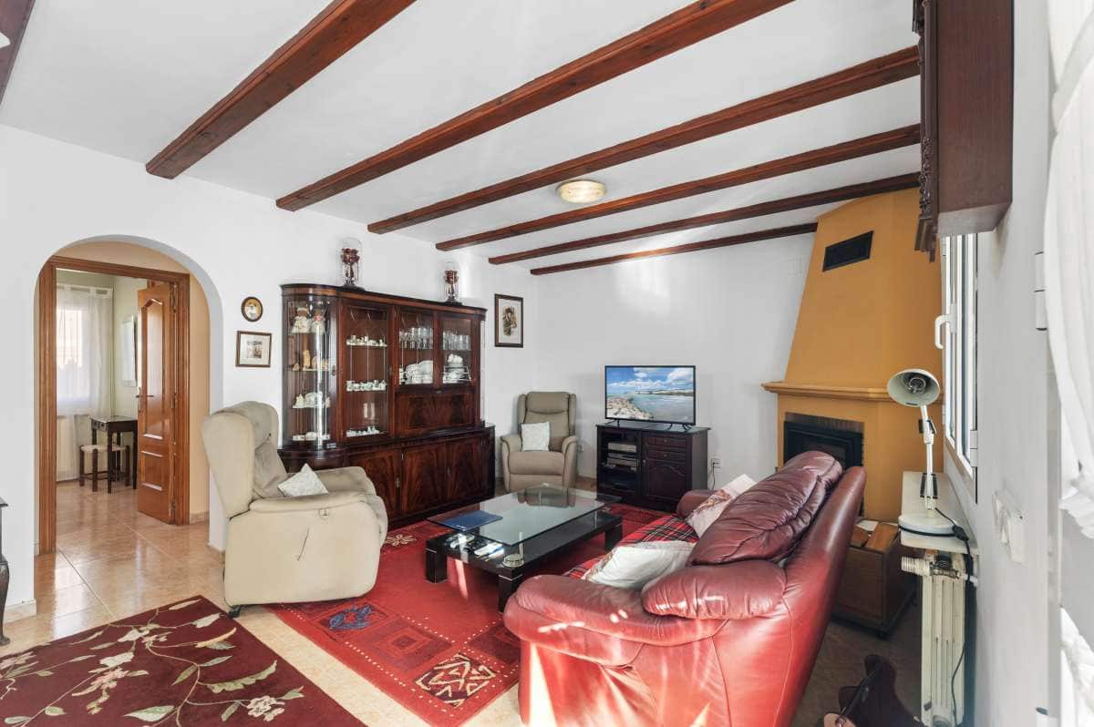 3 bedroom Villa for sale in Calpe / Calp with pool garage - € 535,000 (Ref: 9737981)