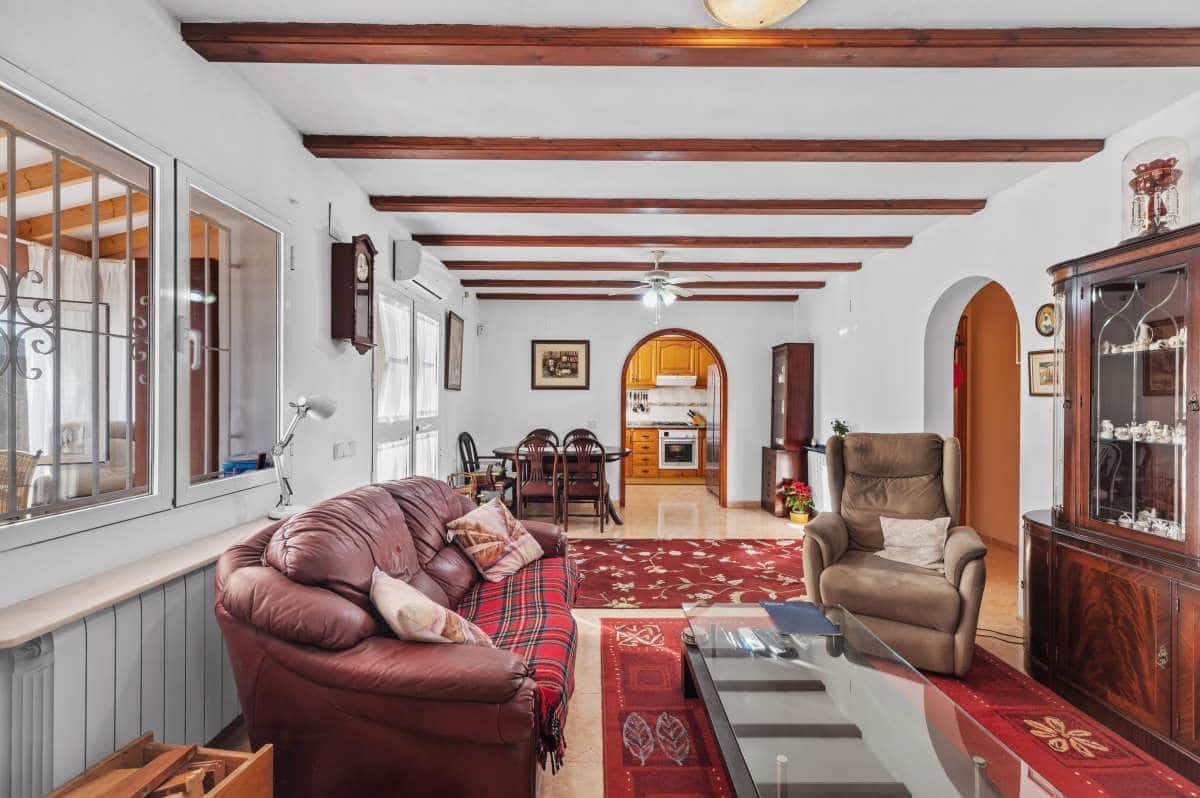 3 bedroom Villa for sale in Calpe / Calp with pool garage - € 535,000 (Ref: 9737981)