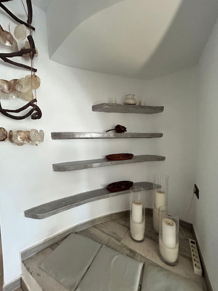 6 bedroom Villa for sale in Calpe / Calp with pool - € 845,000 (Ref: 9741493)