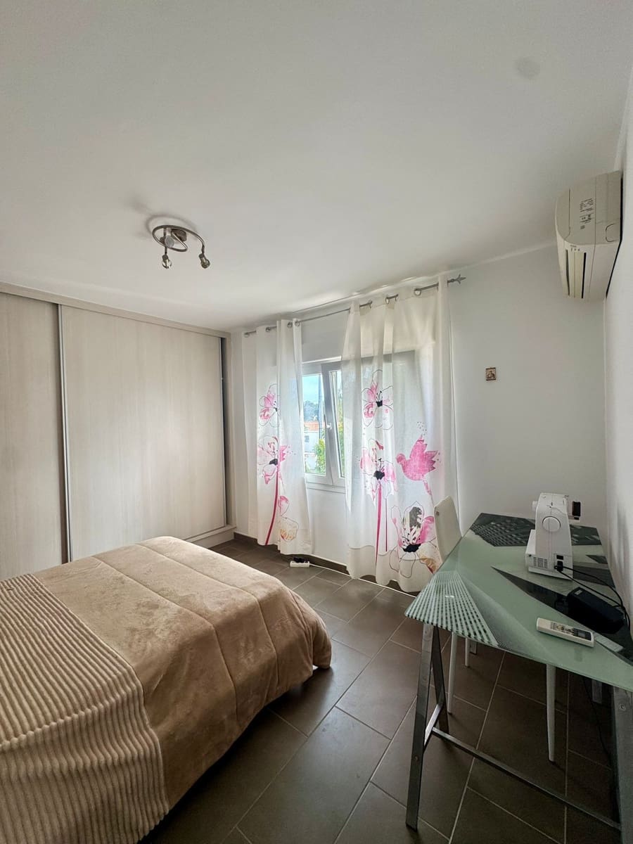 4 sovrum Villa till salu i Calpe / Calp med pool - 900 000 € (Ref: 9794075)