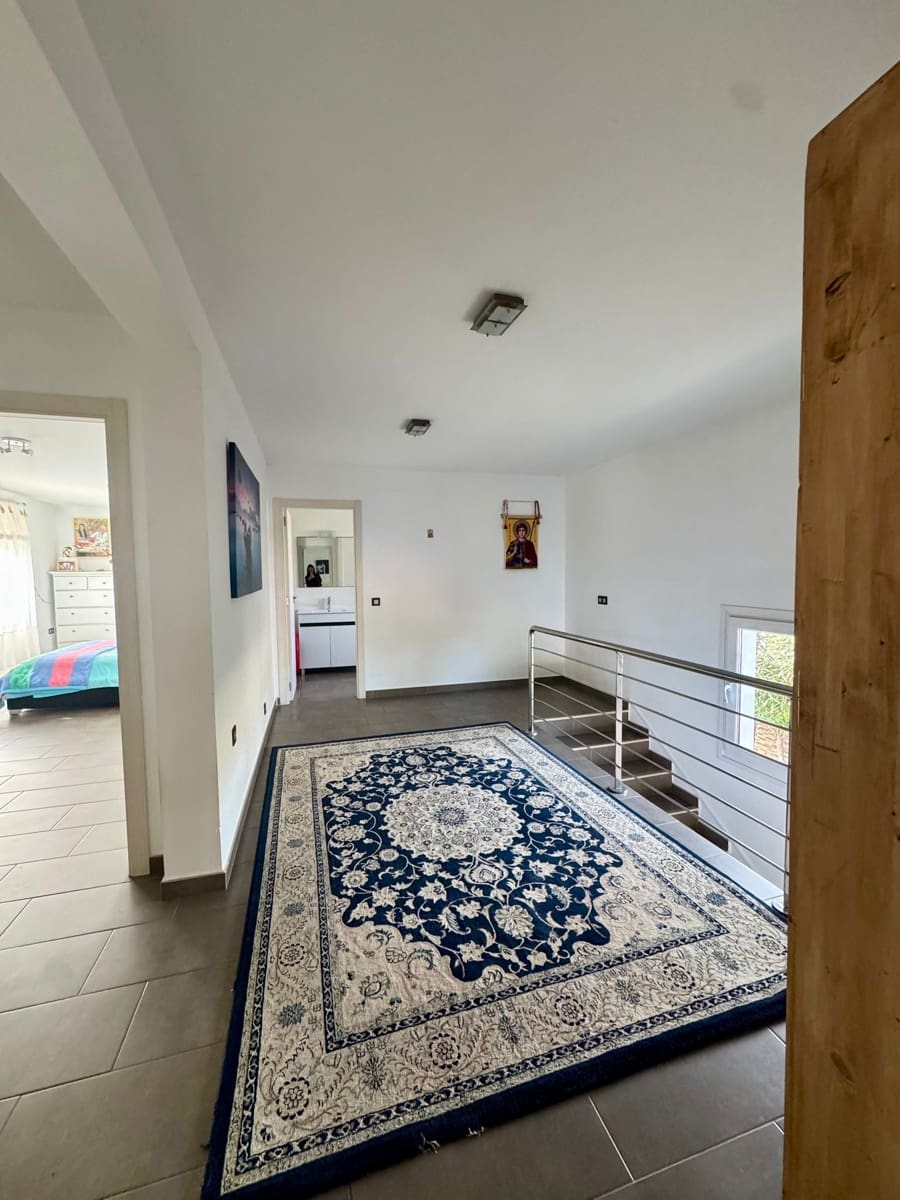 4 sovrum Villa till salu i Calpe / Calp med pool - 900 000 € (Ref: 9794075)