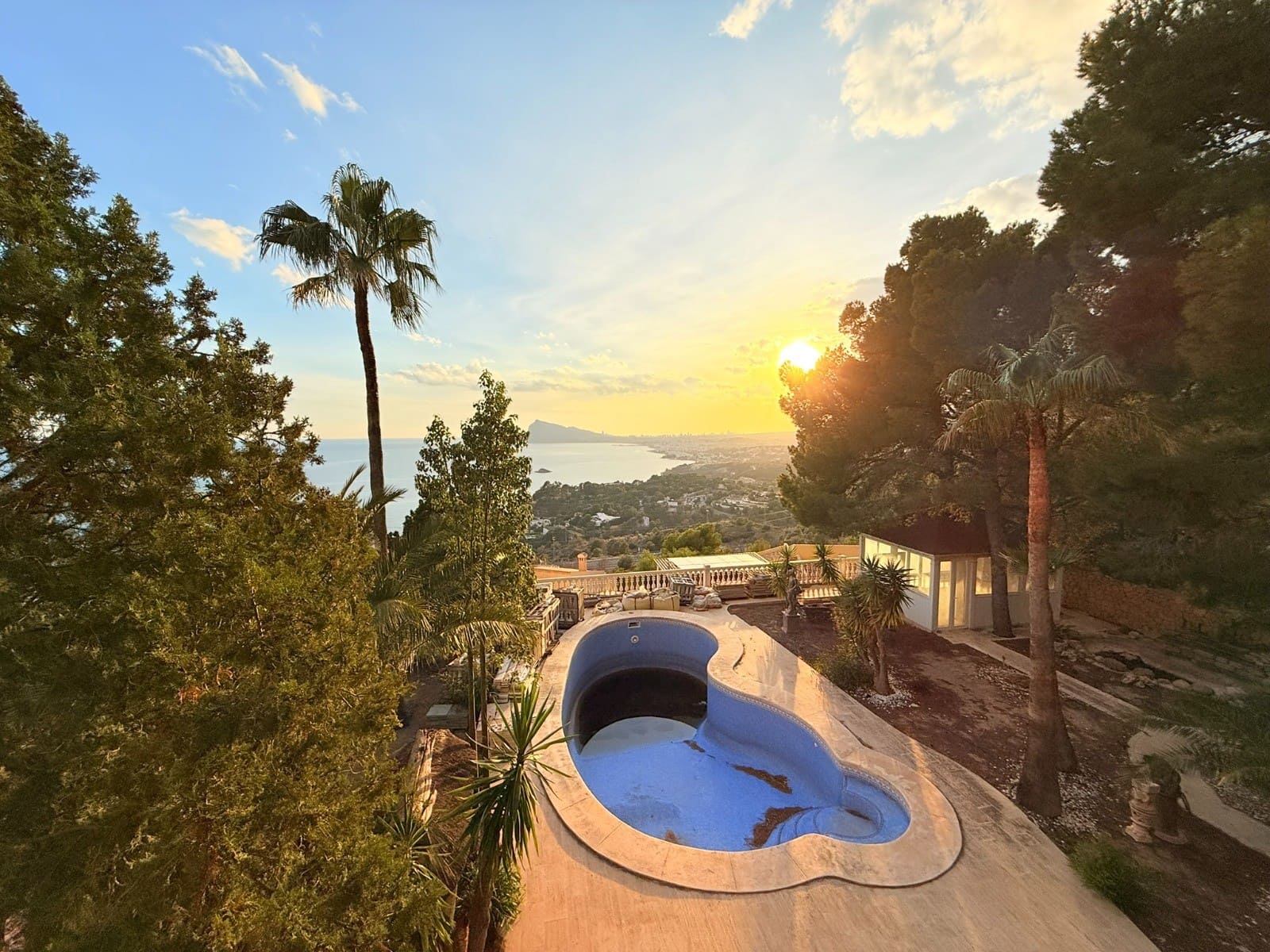 5 slaapkamer Villa te koop in Altea met zwembad - € 1.400.000 (Ref: 9864031)