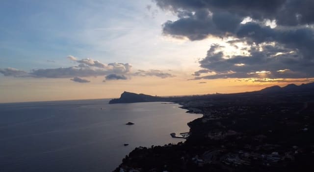 5 quarto Moradia para venda em Altea com piscina - 1 400 000 € (Ref: 9864031)