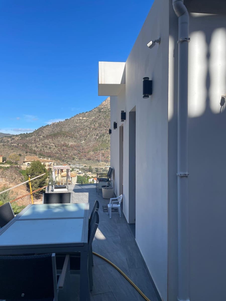 2 Zimmer Villa zu verkaufen in Calpe / Calp - 450.000 € (Ref: 9895762)