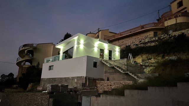 2 Zimmer Villa zu verkaufen in Maryvilla, Calpe / Calp - 450.000 € (Ref: 9895762)