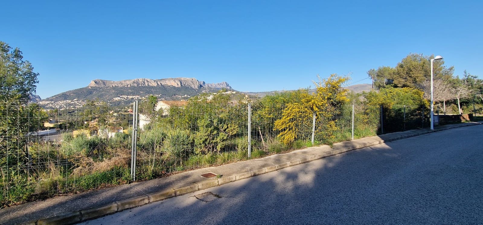 Ubebygd land til salgs i Calpe / Calp - € 280 000 (Ref: 9936869)