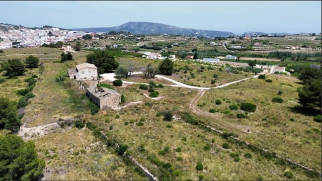 Rakentamaton maa myytävänä paikassa Teulada Pueblo, Teulada-Moraira - 900 000 € (Ref: 9953721)