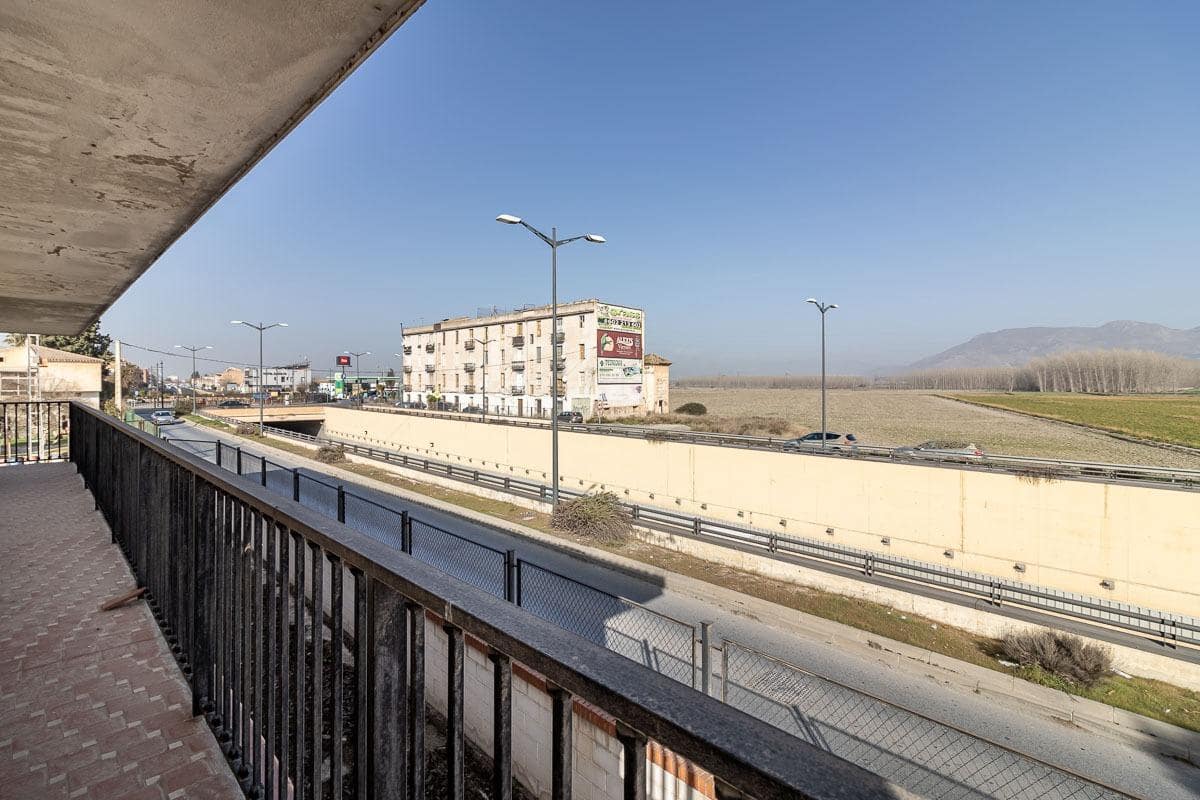 5 soveværelse Finca/Landehus til salg i Santa Fe med swimmingpool garage - € 695.000 (Ref: 7443625)