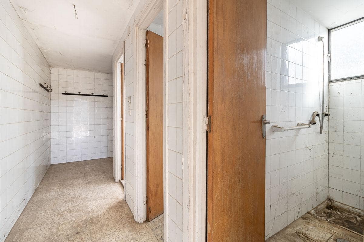 5 soveværelse Finca/Landehus til salg i Santa Fe med swimmingpool garage - € 695.000 (Ref: 7443625)