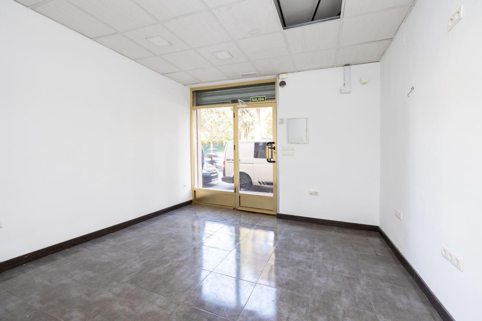Gewerbe zu verkaufen in Granada Stadt - 59.900 € (Ref: 7447938)